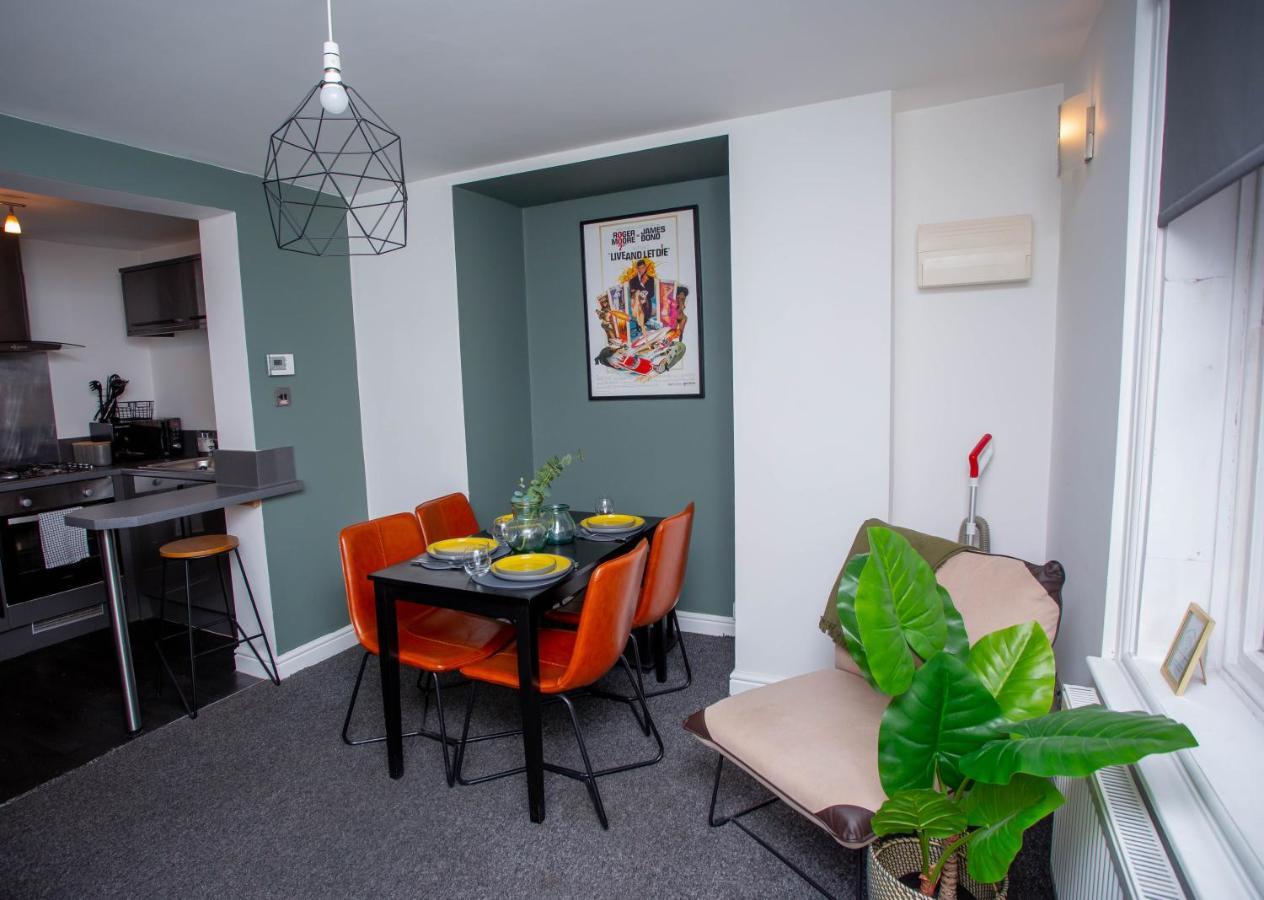 Nest Easy - Derngate Basement Appartement Northampton Buitenkant foto
