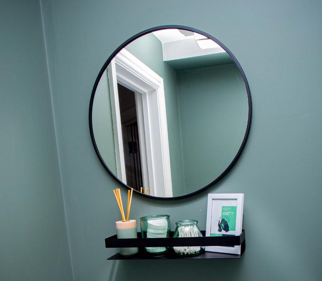 Nest Easy - Derngate Basement Appartement Northampton Buitenkant foto